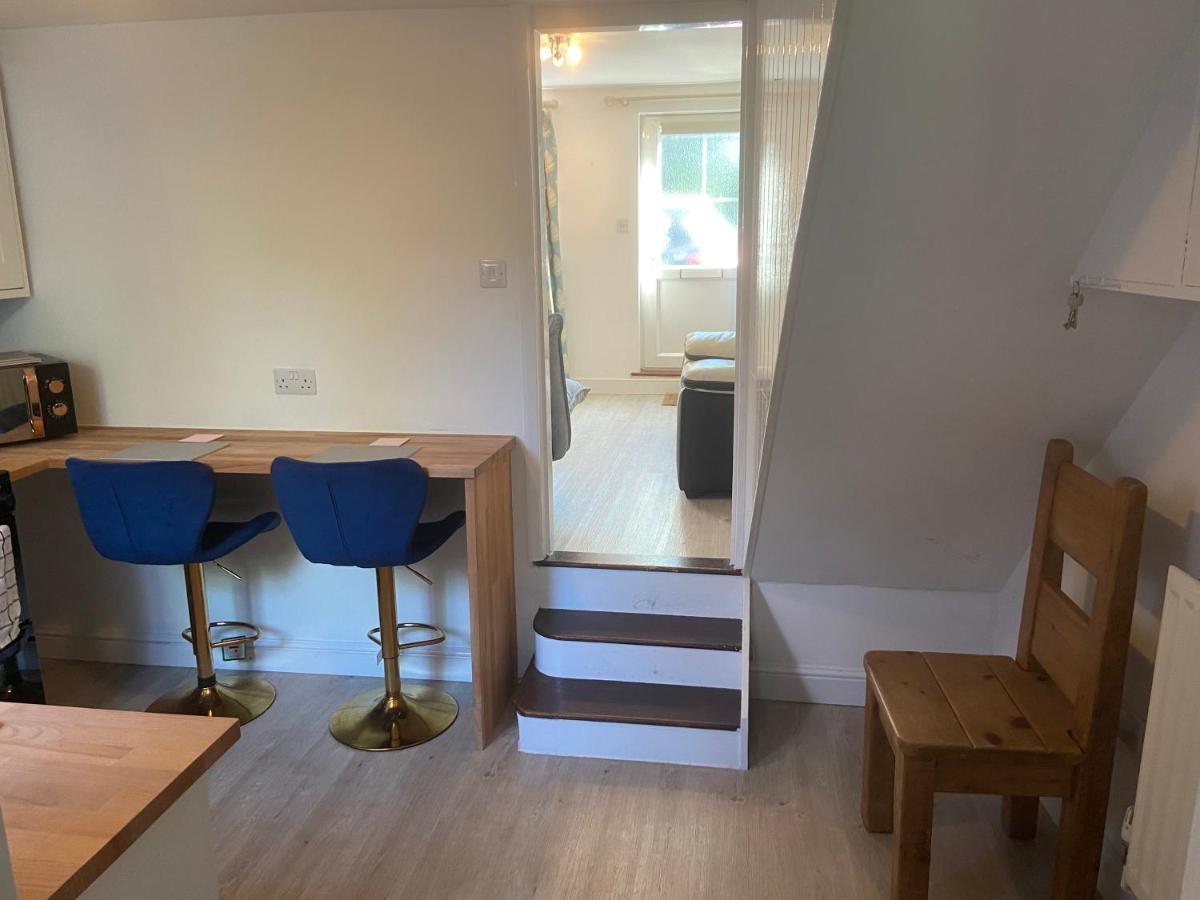 Woodbridge - Cosy Little 2-Bed Cottage エクステリア 写真